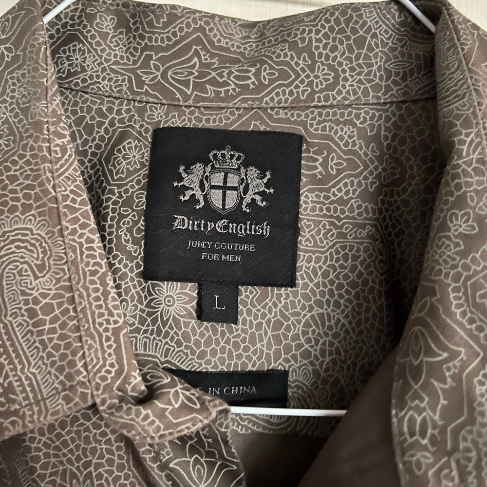 Dirty English long sleeve sport shirt.